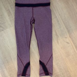 Purple lululemon cropped leggings